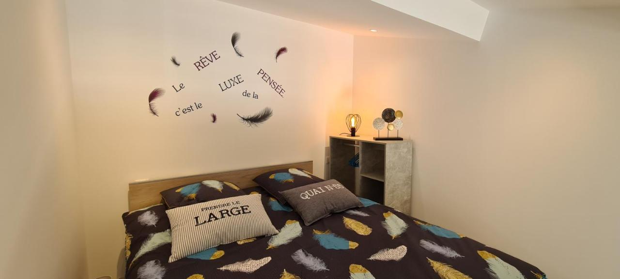 Ferienwohnung Mas Gabelys Superbe Vue Sainte Victoire Jardin Terrasse Et Piscine Trets Exterior foto